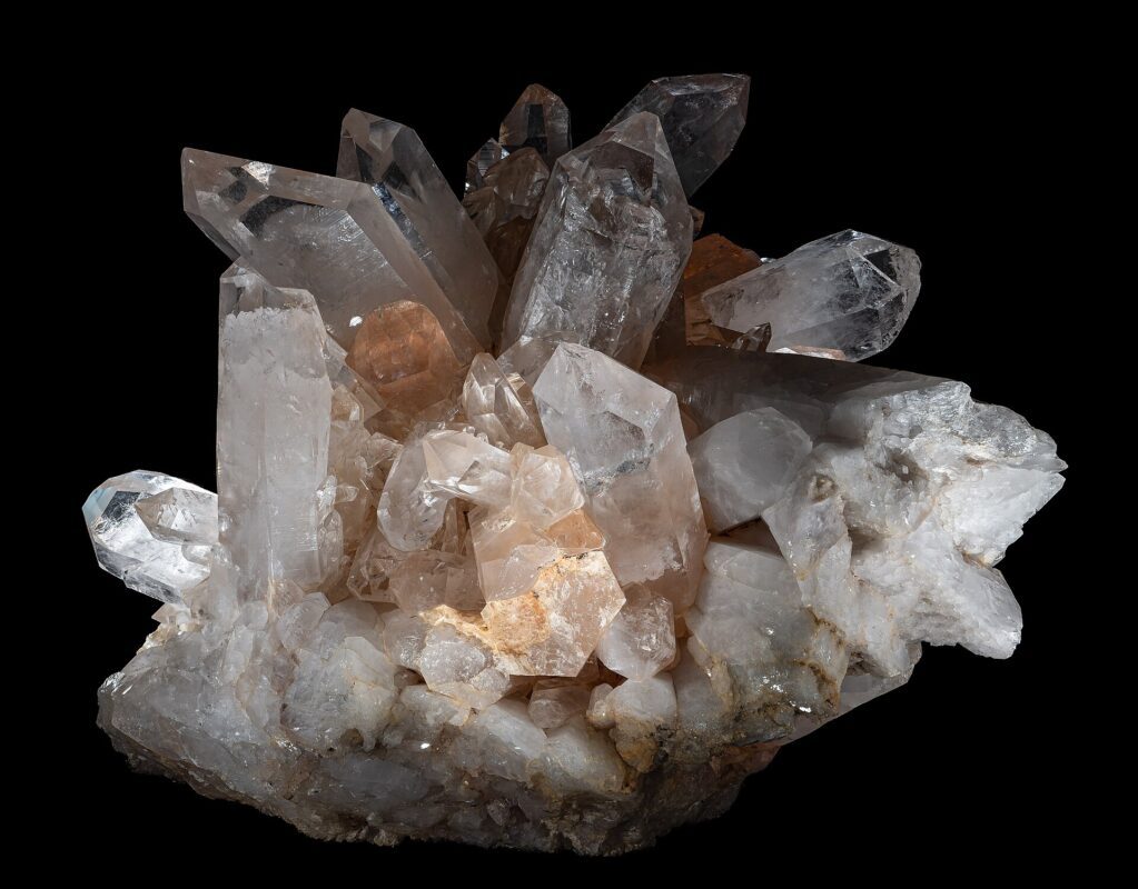 Quartz SiO2 - hình minh họa 2 cho Quartz SiO2 là gì? Vai trò của thạch anh trong khoáng vật học