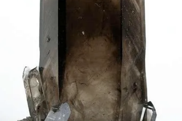 thạch anh khói - ảnh thật minh họa 1 cho Smoky quartz là gì? Đặc điểm và giá trị của thạch anh khói