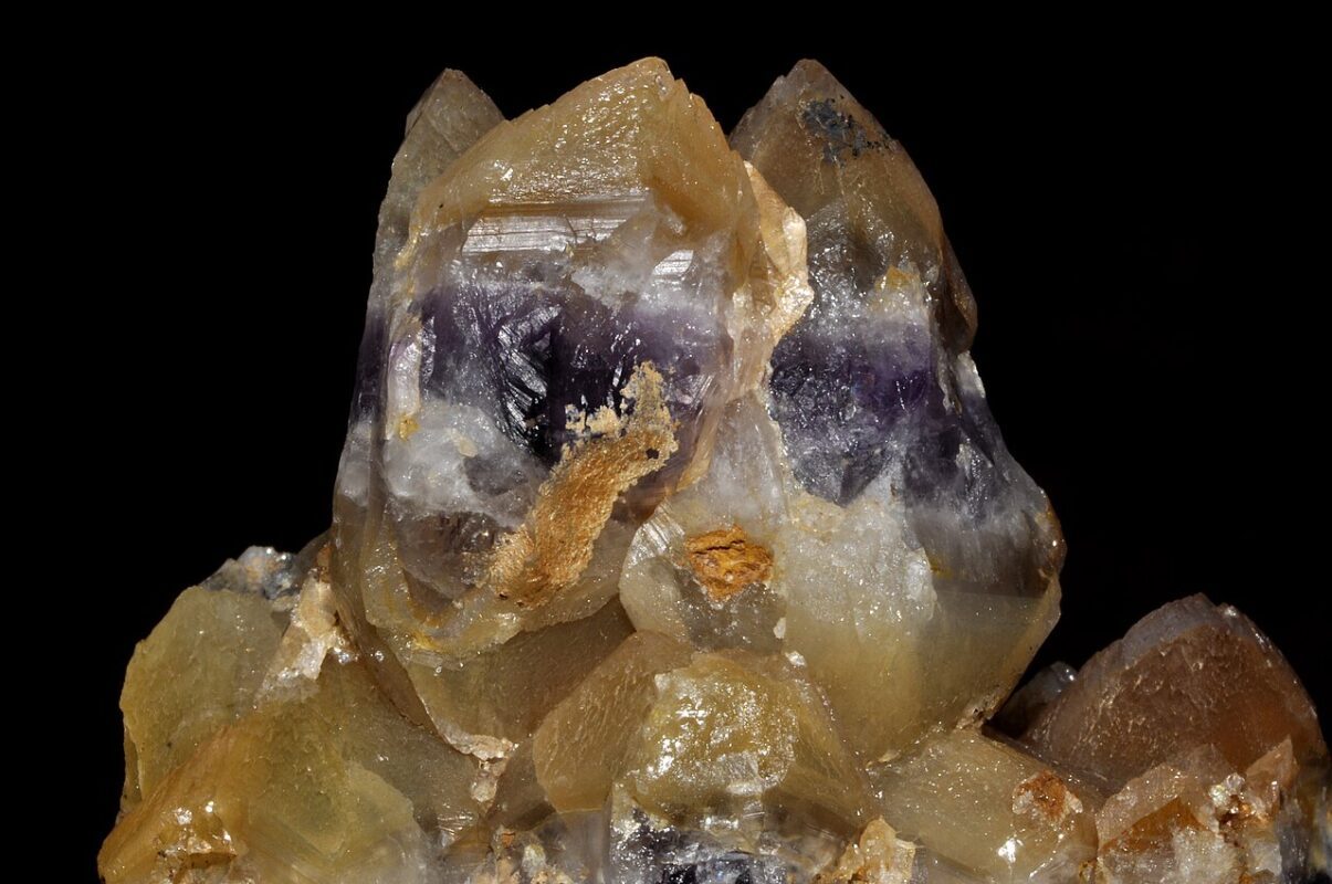 citrine - ảnh thật minh họa 3 cho Citrine là gì? Đặc điểm màu sắc và cách phân biệt cơ bản